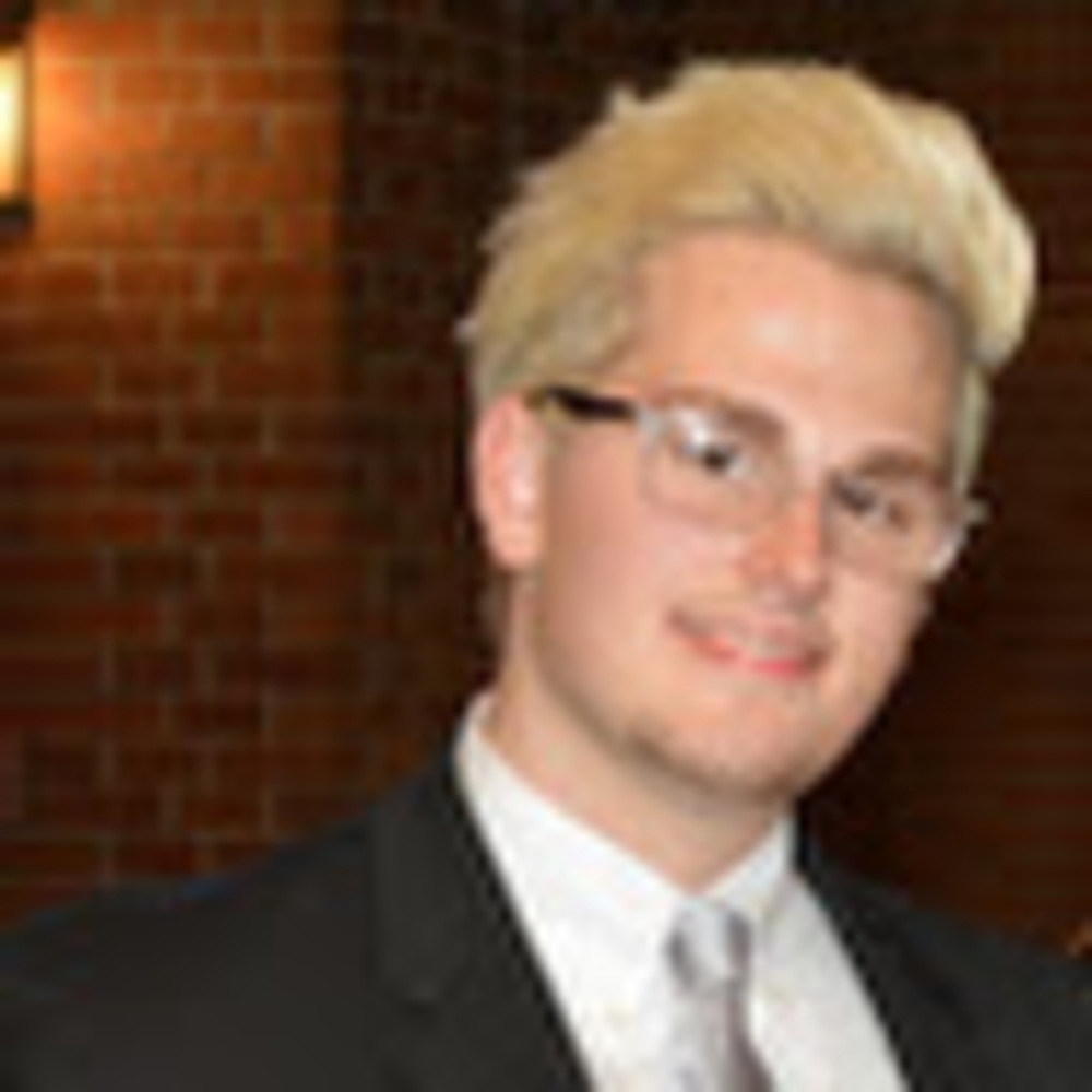 Meet your Posher, Carson